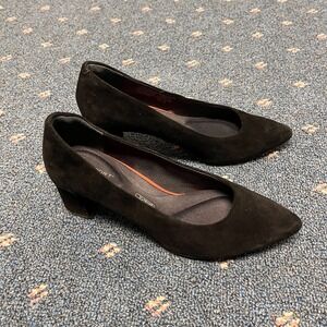 Rockport Total Motion Pump Black Suede Point Toe Heel Size 7.5M Wedge Leather Up